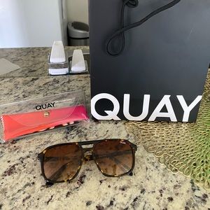 Quay On the Fly sunglasses